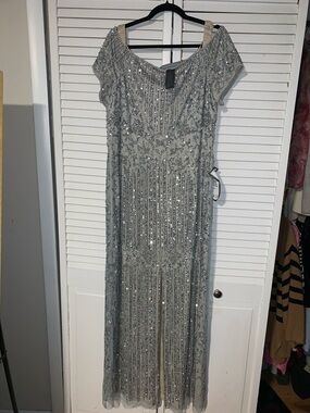 Adrianna Papell Plus Size Women’s Beaded Sequin Silver Gown